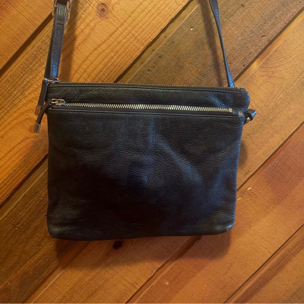 Margot New York dark green leather crossbody purse - Picture 4 of 10